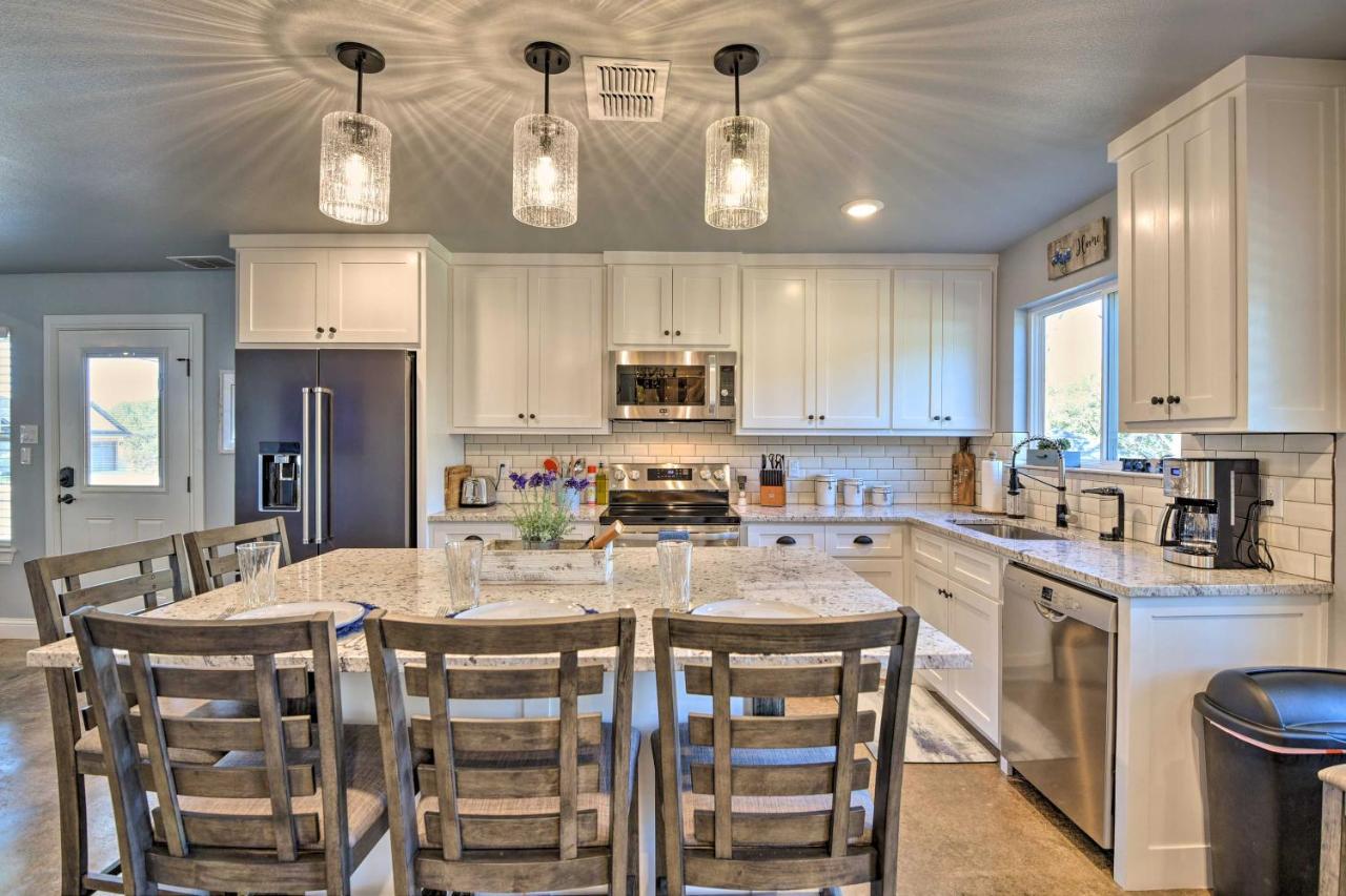 Granbury Home With Hot Tub And Furnished Patio! מראה חיצוני תמונה
