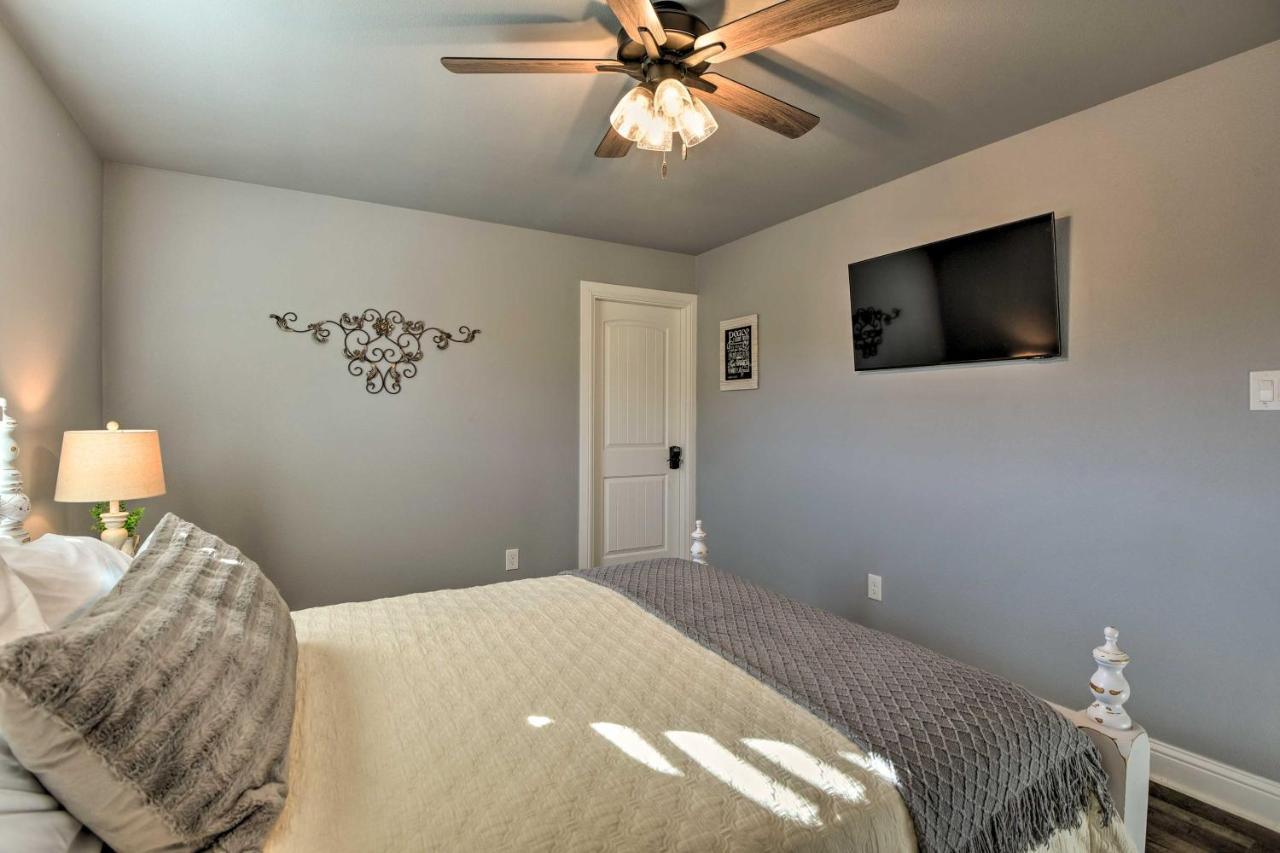 Granbury Home With Hot Tub And Furnished Patio! מראה חיצוני תמונה