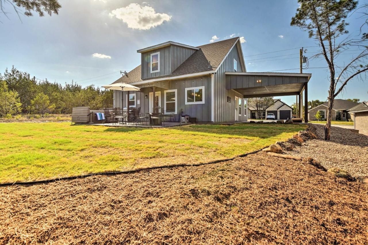 Granbury Home With Hot Tub And Furnished Patio! מראה חיצוני תמונה