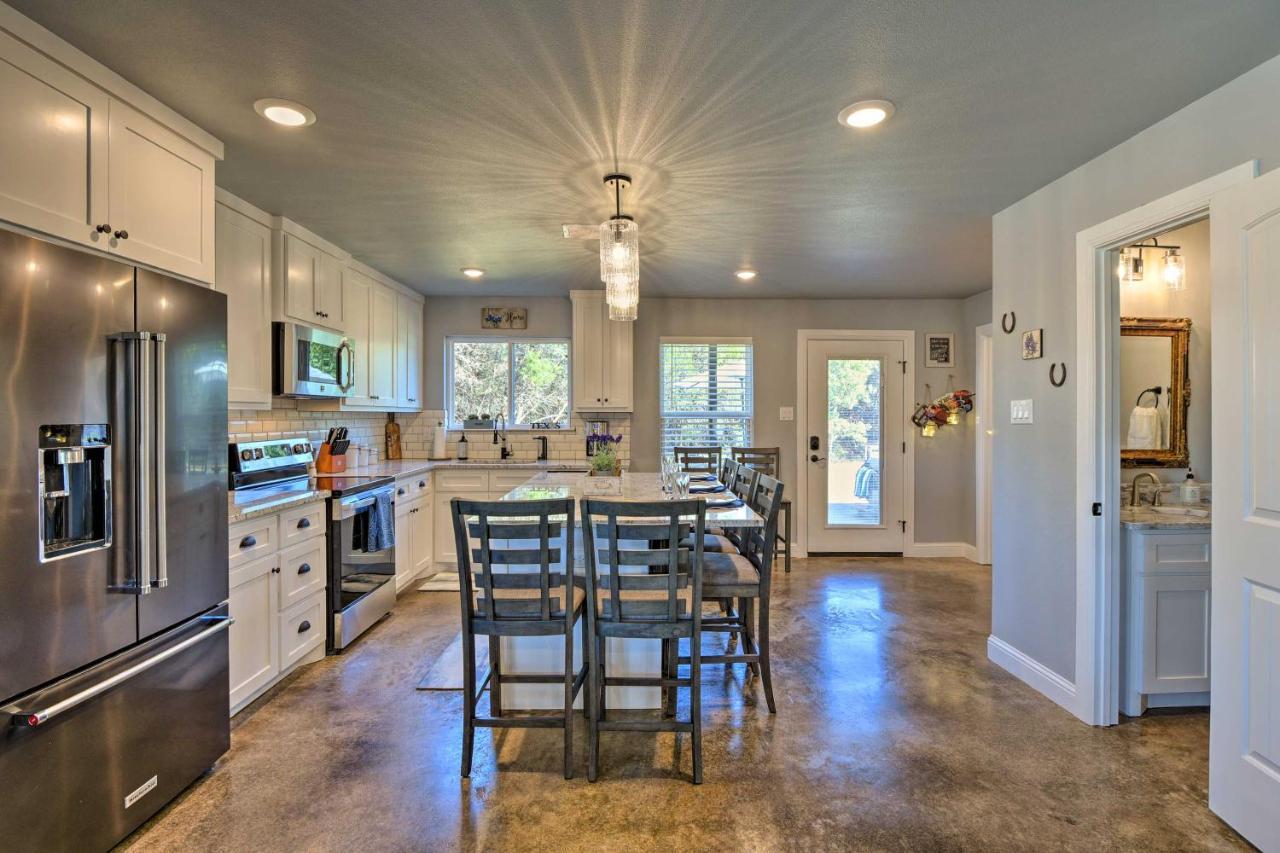 Granbury Home With Hot Tub And Furnished Patio! מראה חיצוני תמונה