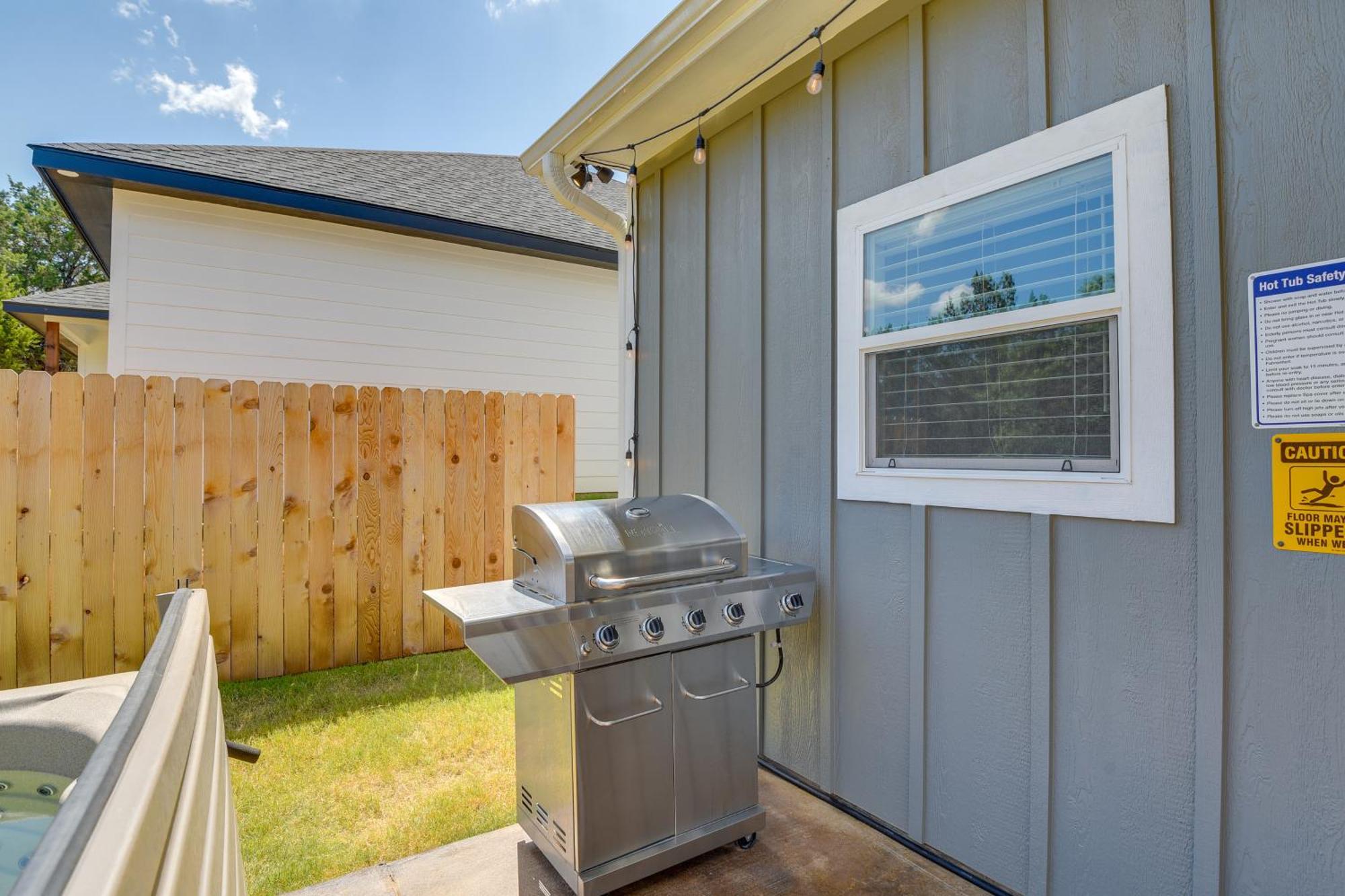 Granbury Home With Hot Tub And Furnished Patio! מראה חיצוני תמונה